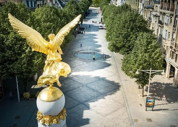 Chez Clovis - Proche Gare Centre Et Arena شقة *
